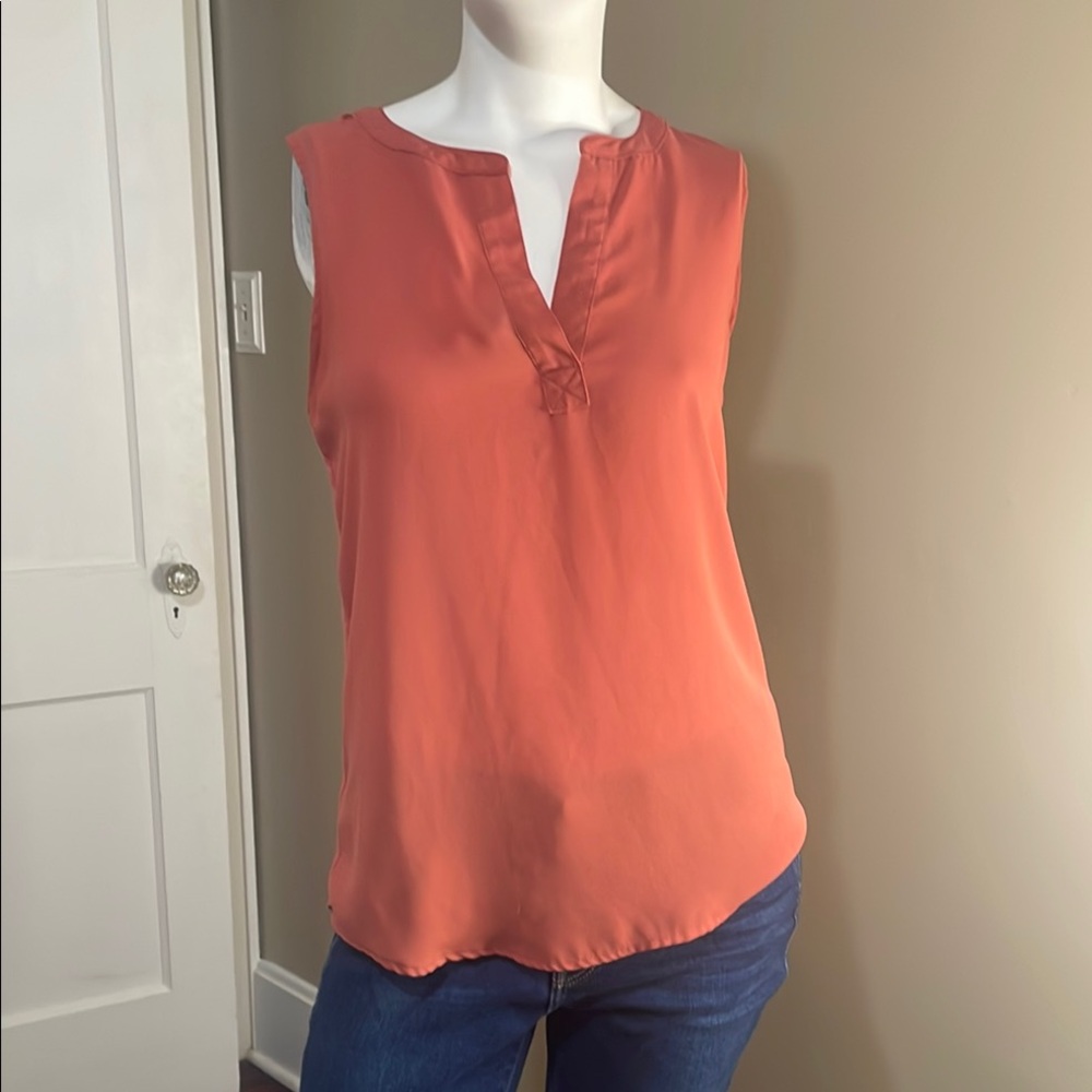 Loft Outlet Women's Sleeveless Top in Coral